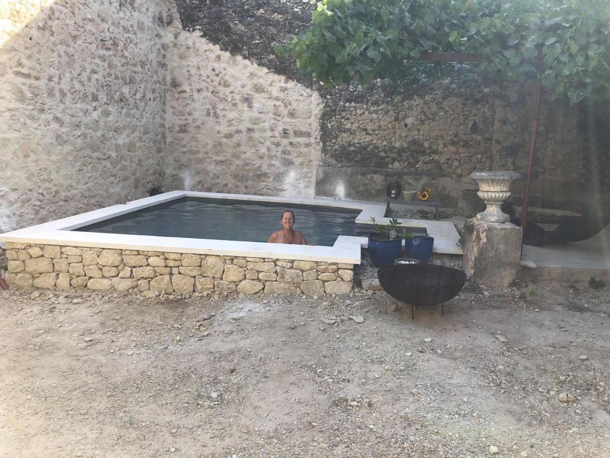Cabrieres-d'Aigues Maison Lou Roucas מראה חיצוני תמונה