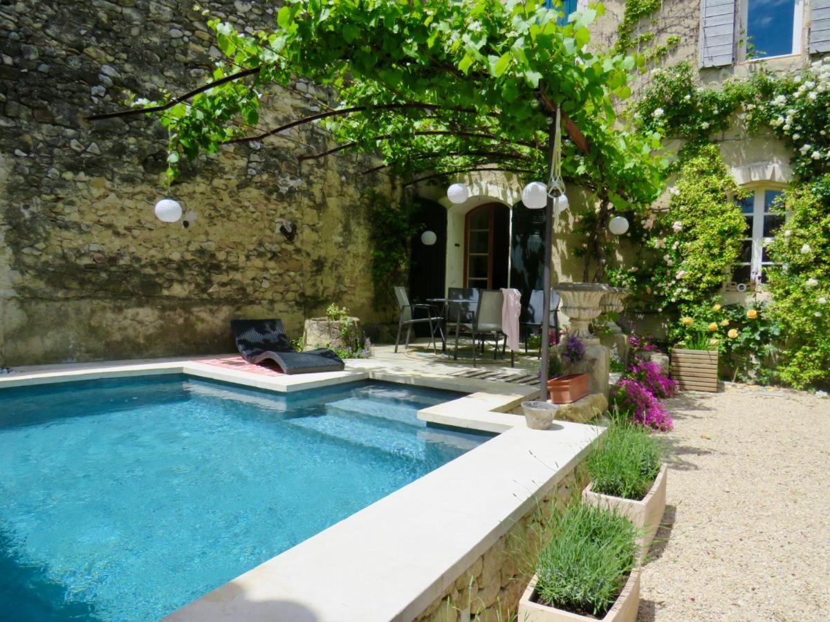 Cabrieres-d'Aigues Maison Lou Roucas מראה חיצוני תמונה